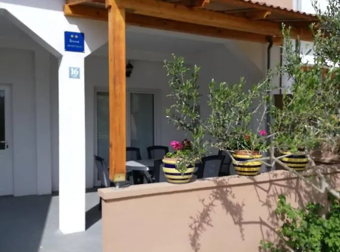 Zvonimir Apartment Privlaka (Zadar)