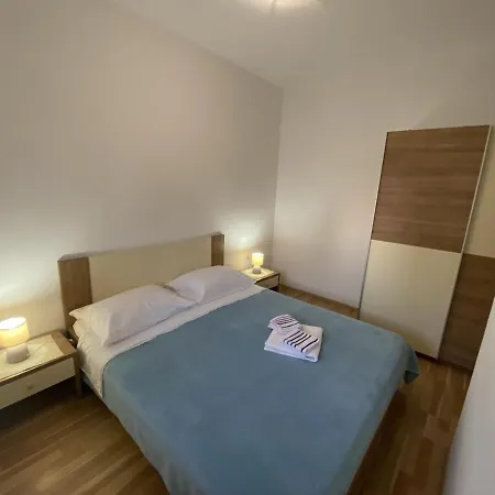 Apartment Apartments Zvonimir